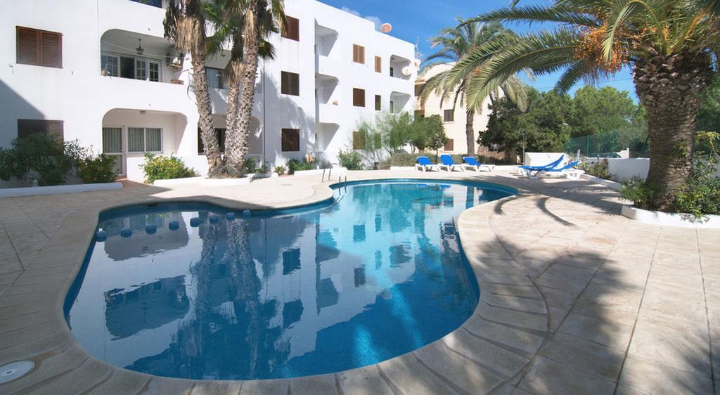 Apartamentos Costamar II Es Pujols Rum bild