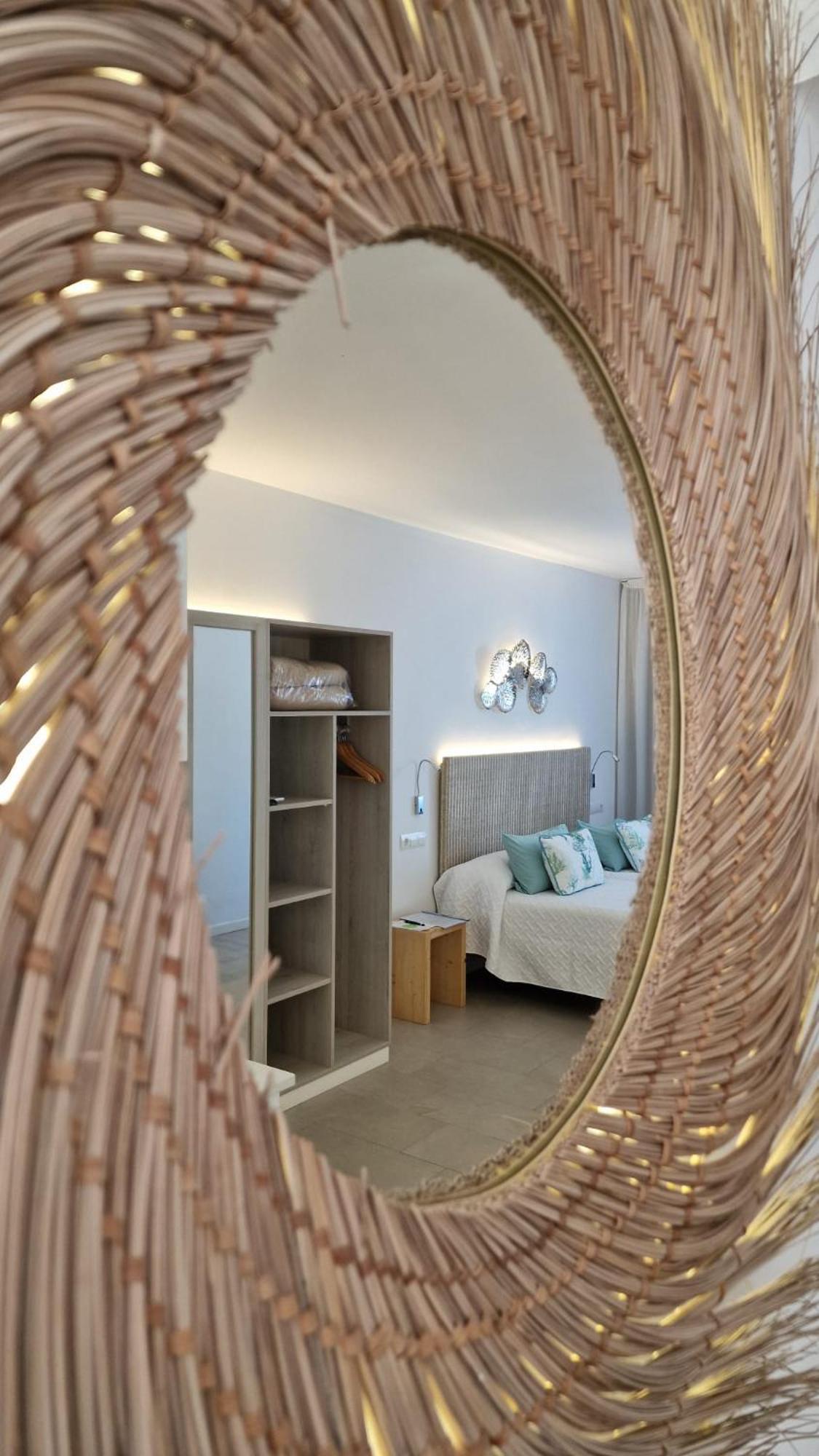 Apartamentos Costamar II Es Pujols Exteriör bild
